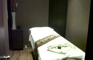 Gold Leaf Spa (Unisex)