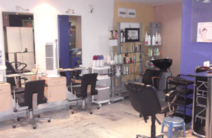   Dimpi's Hair, Skin & Beauty (Ladies only)