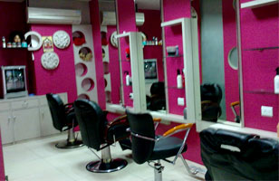 Looks (Unisex Salon)