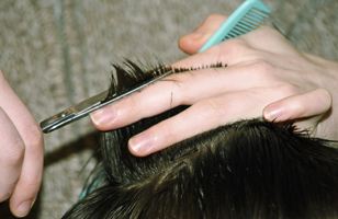 Apple Salon & Spa (Unisex)