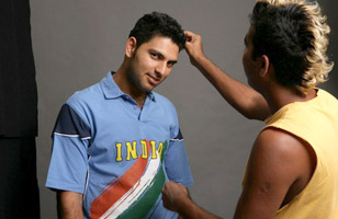 Manzoor Khan Salon & Makeup Lounge