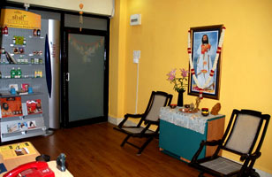 Sri Sri Ayurveda Wellness Center (Unisex) 
