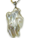 OPS. Beautiful Silver Alloy Pearl Pendant DSNP5-C