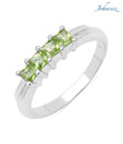 Johareez Gorgeous Square Peridot Ring