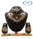 Vendee Fashions Green & White Rajwada Necklace Set