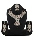 Variation Elegant Floral Pattern Green Patwa Necklace Set with Maangtika