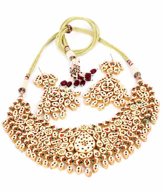 Diva Art Charismatic Kundan Bridal Set