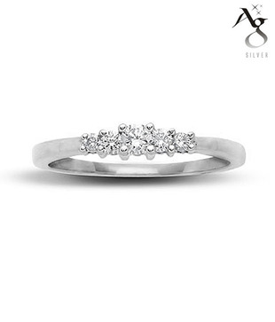 AG Pretty Diamond Ring