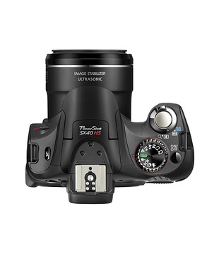 Canon Power Shot SX40 12MP Semi-SLR (Black)(with 4 GB SD Card + Carry Case)