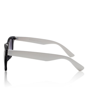 Farenheit Elegant Black Frame Sunglasses