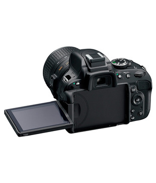 Nikon DSLR D5100 (Black) with AF-S 18-55mm VR Kit Lens