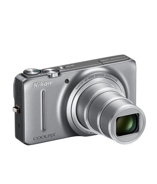 Nikon Coolpix S9200 16MP Point & Shoot Digital Camera (Silver)