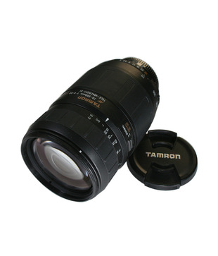 Tamron -A17 AF70-300mm F/4-5.6 Di LD Macro w/ hood (Canon)