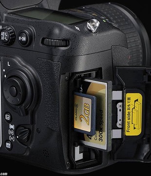 Nikon D300S 12.3MP SLR (Body Only) (Black)
