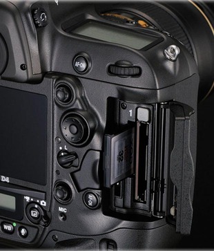 Nikon D4 16.2MP SLR (Body Only) (Black)