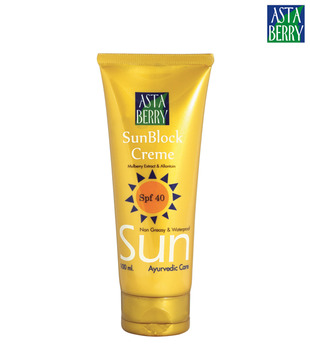Asta Berry Sun Screen Lotion SPF40 100ml